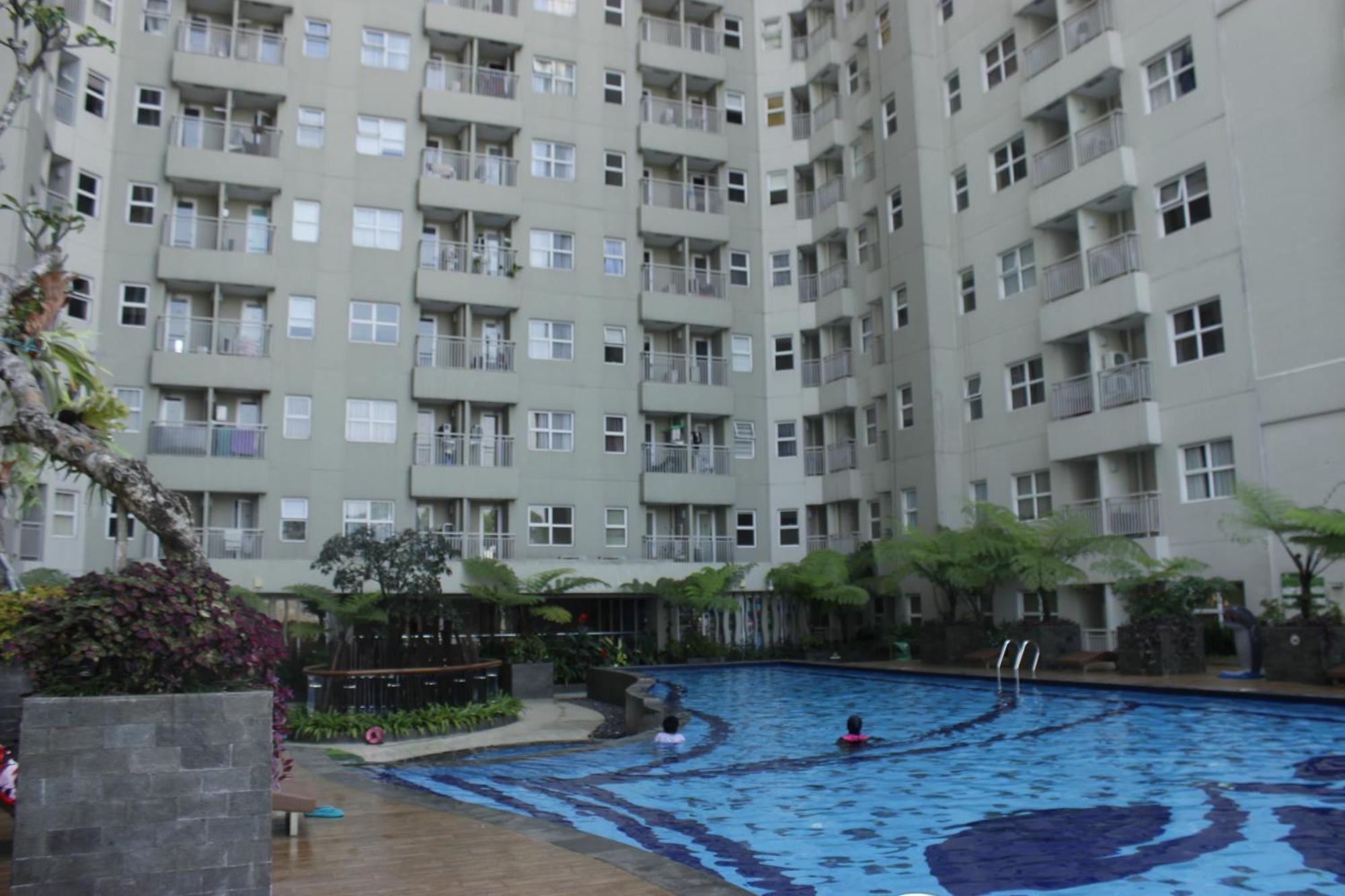 Minimalist And Spacious 1br At Parahyangan By Travelio Bandung