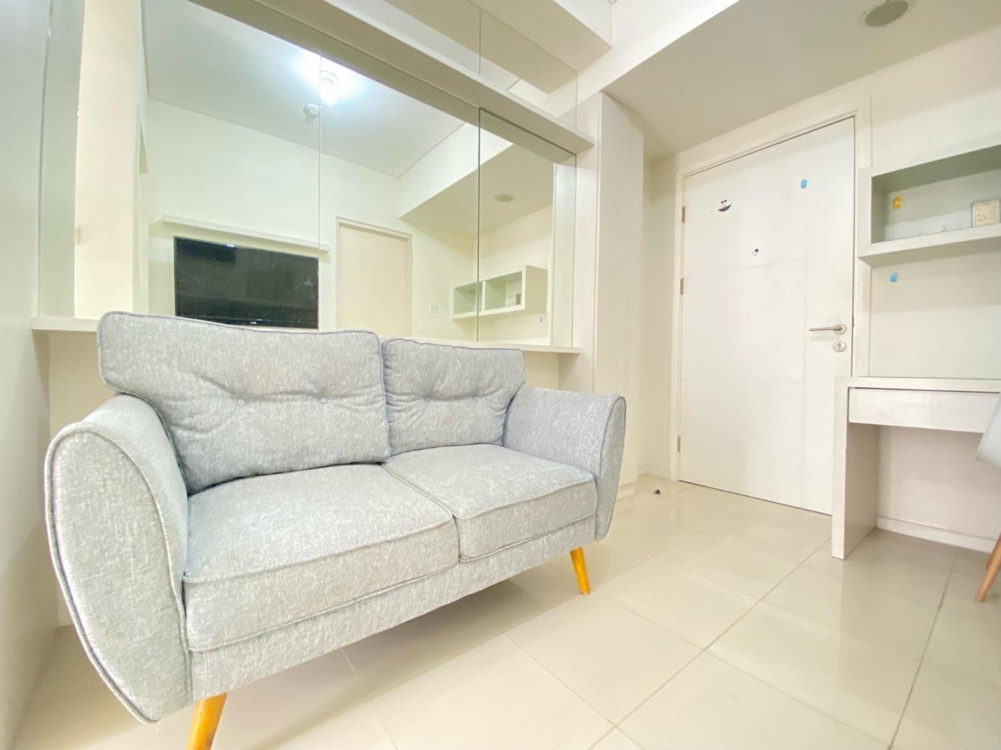 Minimalist And Spacious 1br At Parahyangan By Travelio Apartemen *